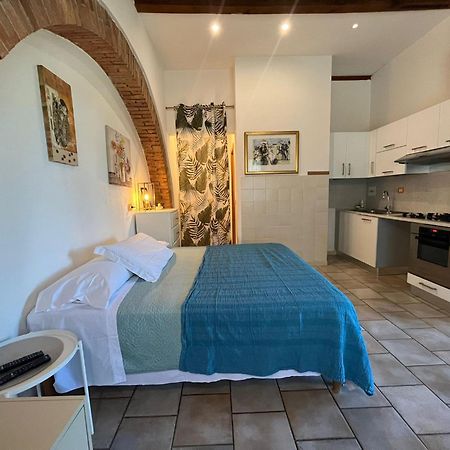 B&B La Fucinaia Pet Friendly Adults Only Campiglia Marittima Exteriör bild