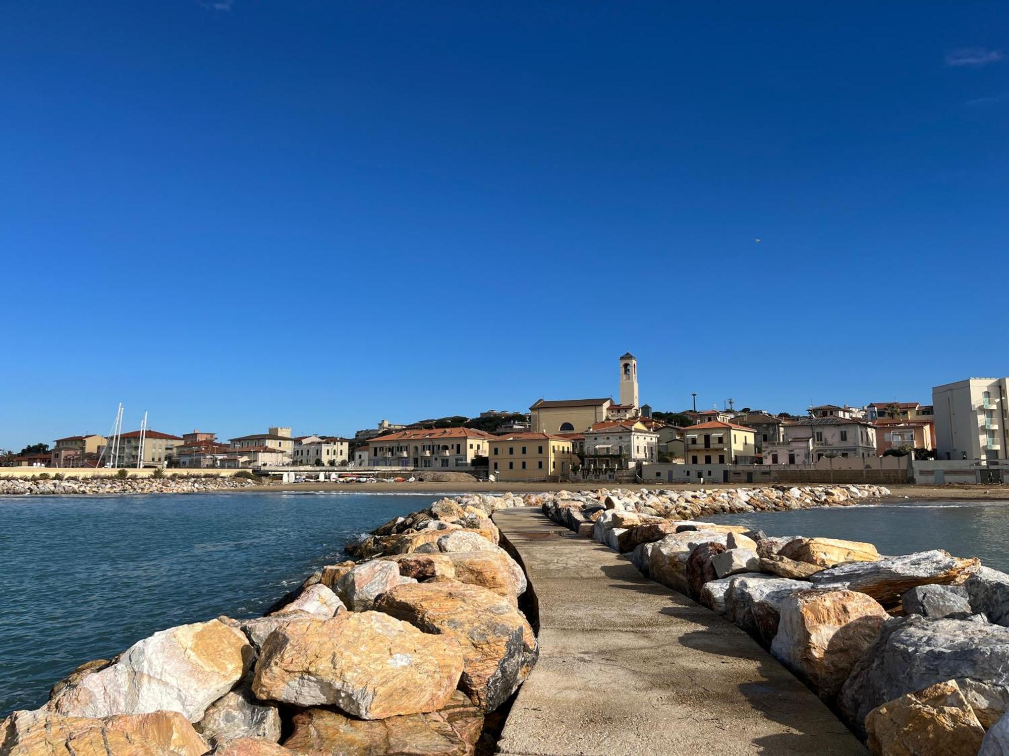 B&B La Fucinaia Pet Friendly Adults Only Campiglia Marittima Exteriör bild